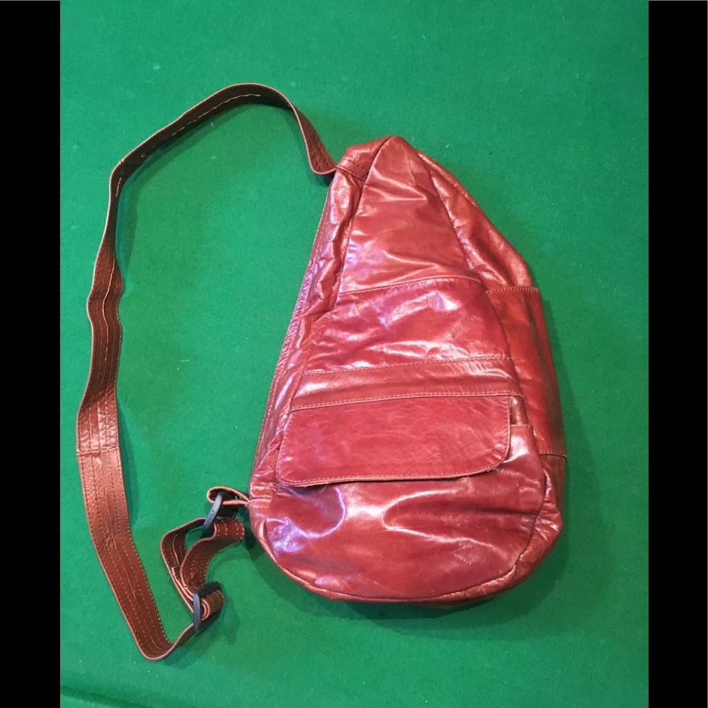 Brown leather shoulder bag
